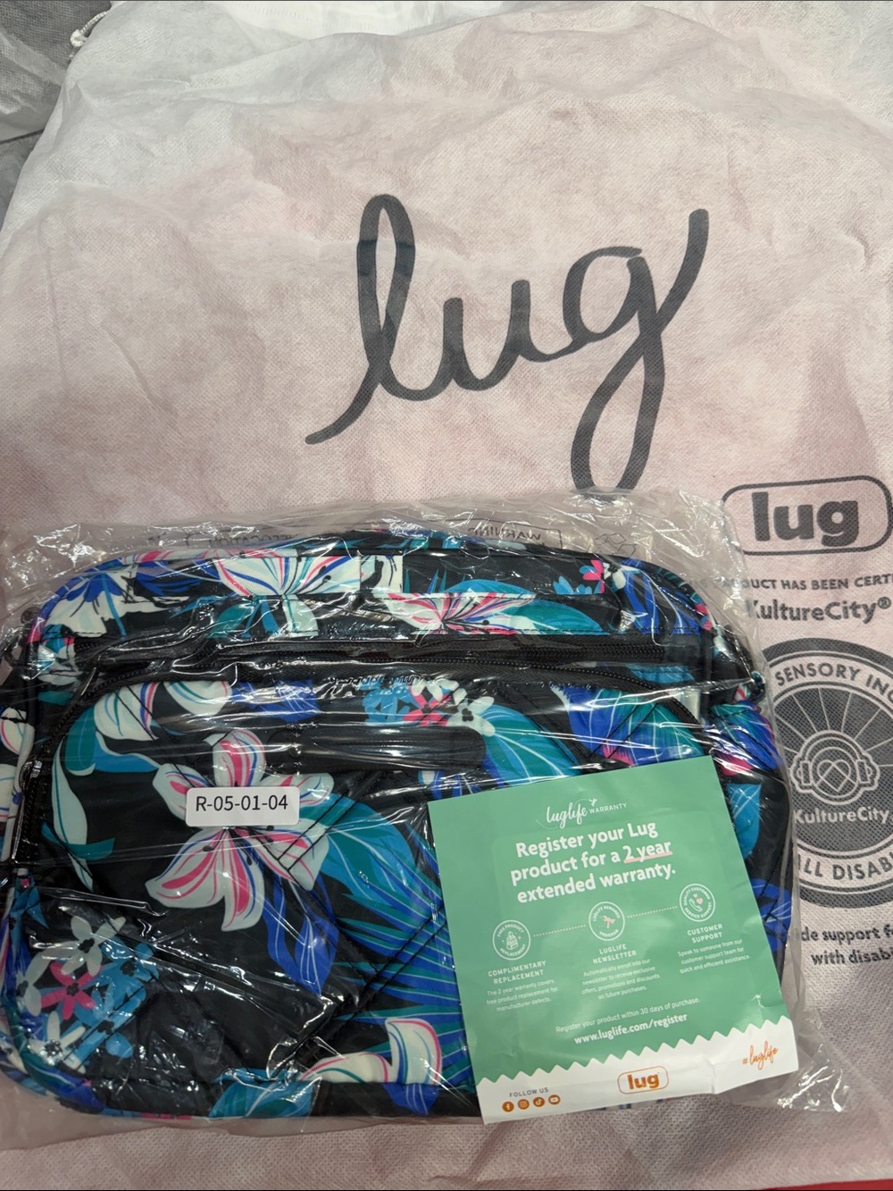 💙🩷💚💜 LUG carousel XL two hibiscus multi BNWT 💙🩷💚💜